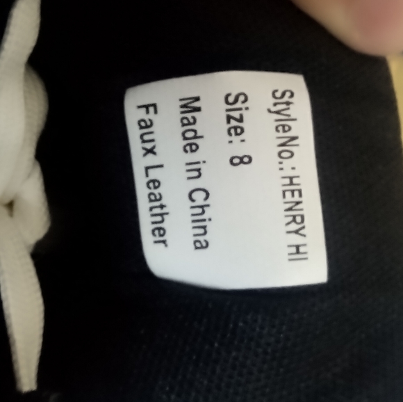 Been sitting in my closet for way too long don't know how to style she was like - Picture 3 of 6